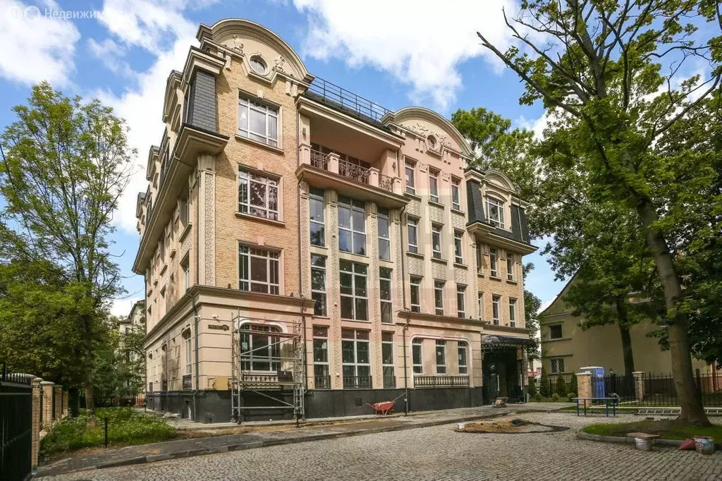 3-комнатная квартира: Калининград, улица Энгельса, 18 (203.67 м) - Фото 1
