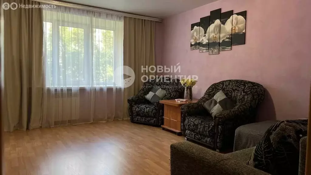 1-комнатная квартира: Екатеринбург, улица Коминтерна, 11А (37.6 м) - Фото 1