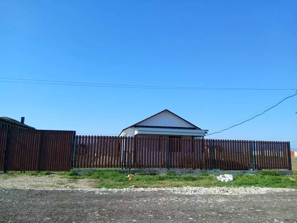 Дом в Крым, Феодосия муниципальный округ, с. Береговое ул. Бирюзовая, ... - Фото 1