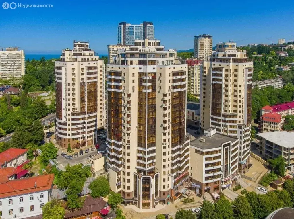 3-комнатная квартира: Сочи, микрорайон Гагарина, Красноармейская ... - Фото 1