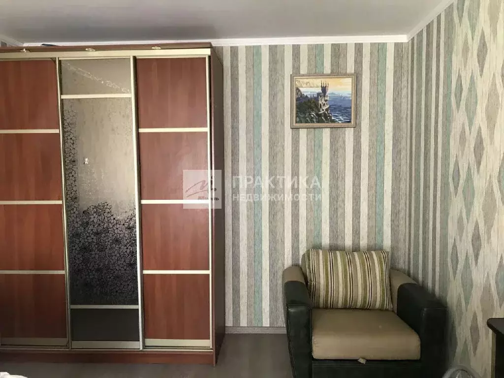 Продается 1-комнатная квартира - Фото 1