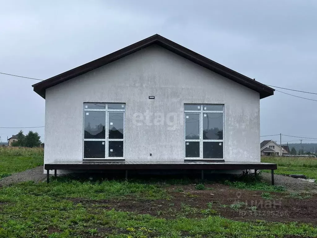 Дом в Свердловская область, Белоярский городской округ, с. ... - Фото 0