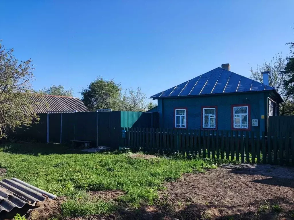 Дом в Курская область, Конышевка рп ул. Островского, 10 (45 м) - Фото 1
