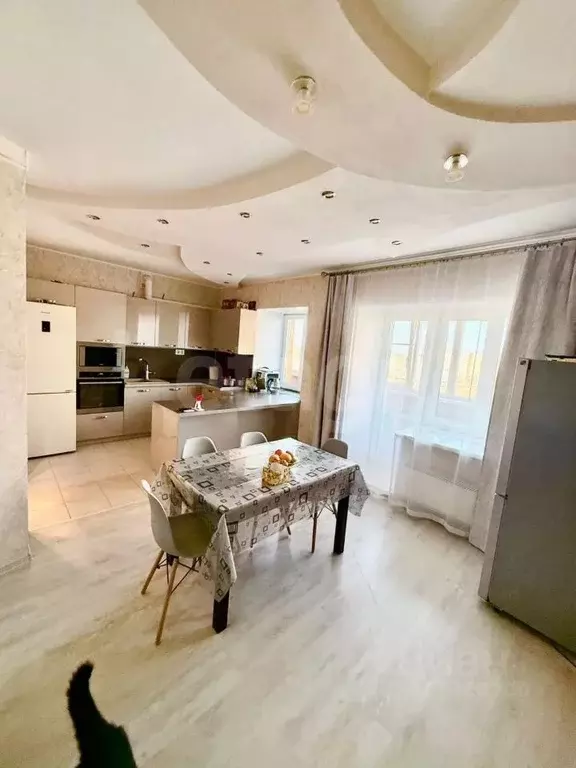 3-к кв. Коми, Ухта наб. Газовиков, 4/2 (112.8 м) - Фото 0