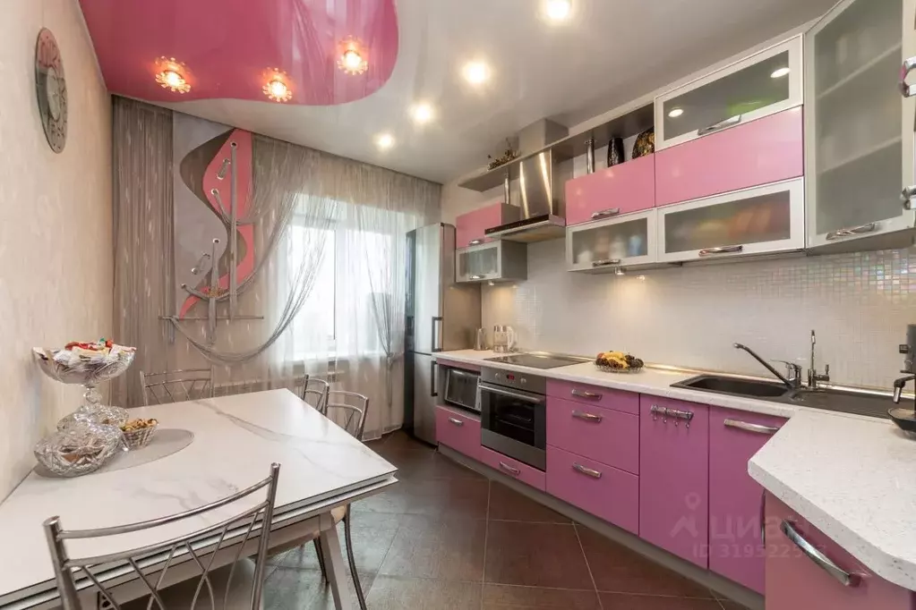 3-к кв. Архангельская область, Архангельск Советская ул., 32 (66.5 м) - Фото 0
