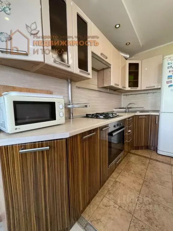 2-к кв. Башкортостан, Нефтекамск ул. Энергетиков, 11Б (56.1 м) - Фото 2