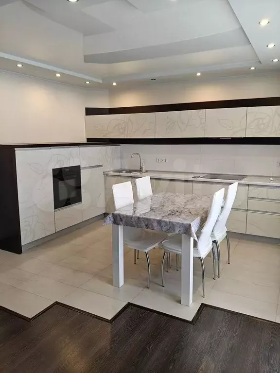 2-к. квартира, 50 м, 8/13 эт. - Фото 1