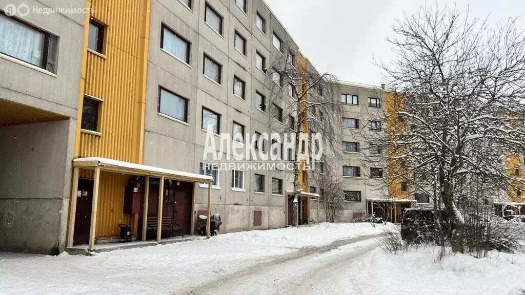 3-комнатная квартира: Светогорск, Красноармейская улица, 2 (59.4 м) - Фото 1