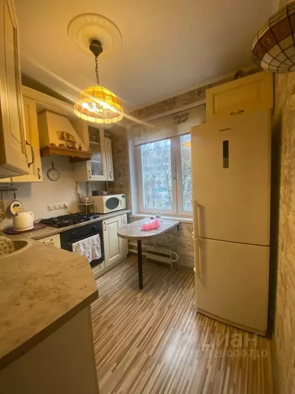 Комната Москва Оборонная ул., 6 (15.0 м) - Фото 1