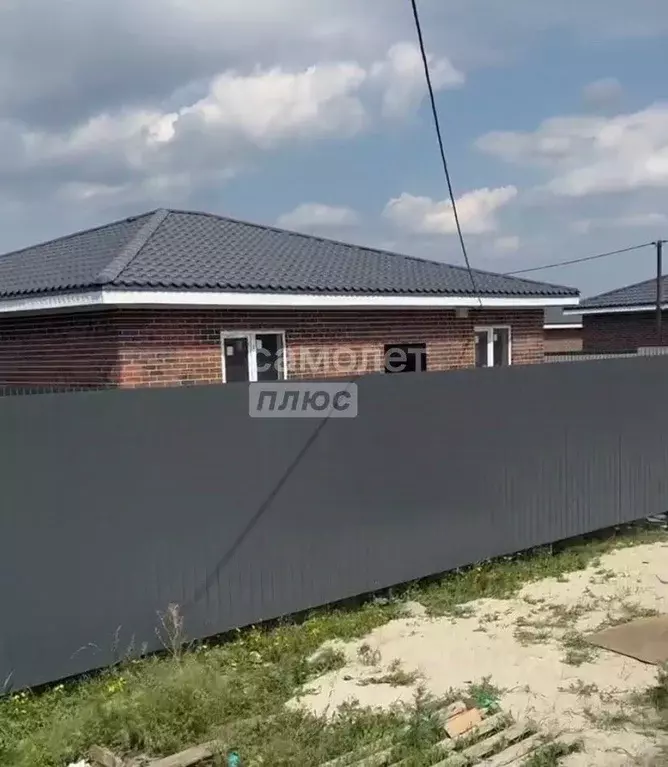 Дом в Курская область, Курский район, Рышковский сельсовет, Кислино ... - Фото 0