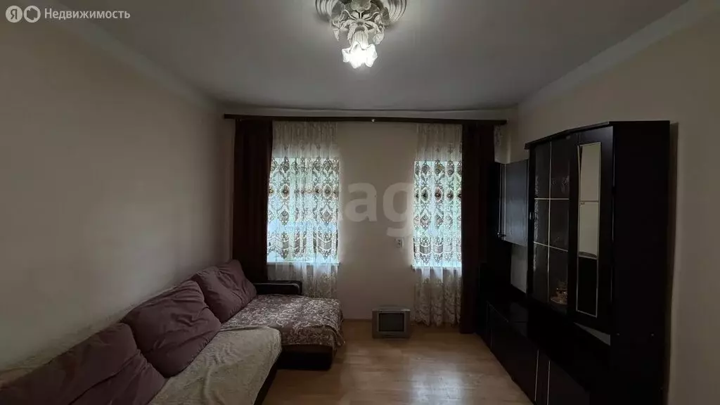 Дом в Владикавказ, улица Алибека Кантемирова (50 м) - Фото 2