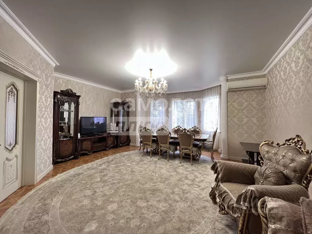 Дом в Дагестан, Дербент ул. Рабочая, 2 (250 м) - Фото 1