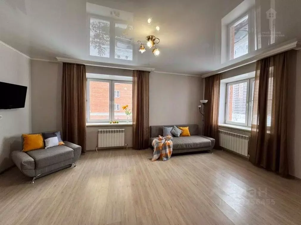 2-к кв. Омская область, Омск ул. Крупской, 14К3 (68.2 м) - Фото 2