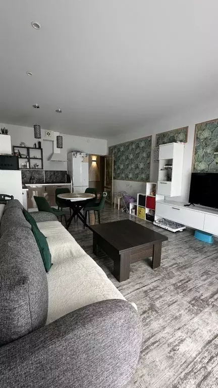 2-к кв. Кировская область, Киров ул. Энтузиастов, 11 (50.0 м) - Фото 1