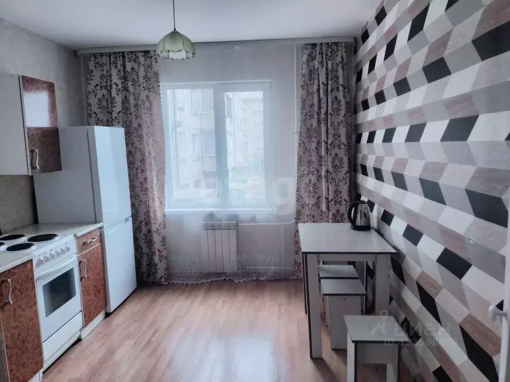 1-к кв. Иркутская область, Ангарск 271-й кв-л, 4 (42.1 м) - Фото 1