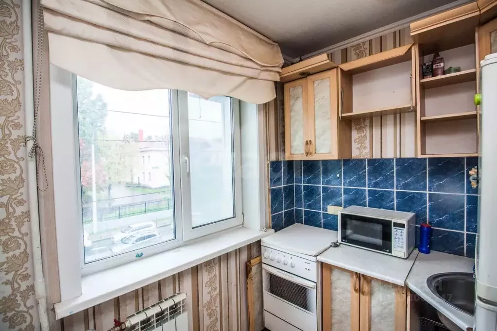 2-к кв. Сахалинская область, Южно-Сахалинск Комсомольская ул., 188 ... - Фото 1