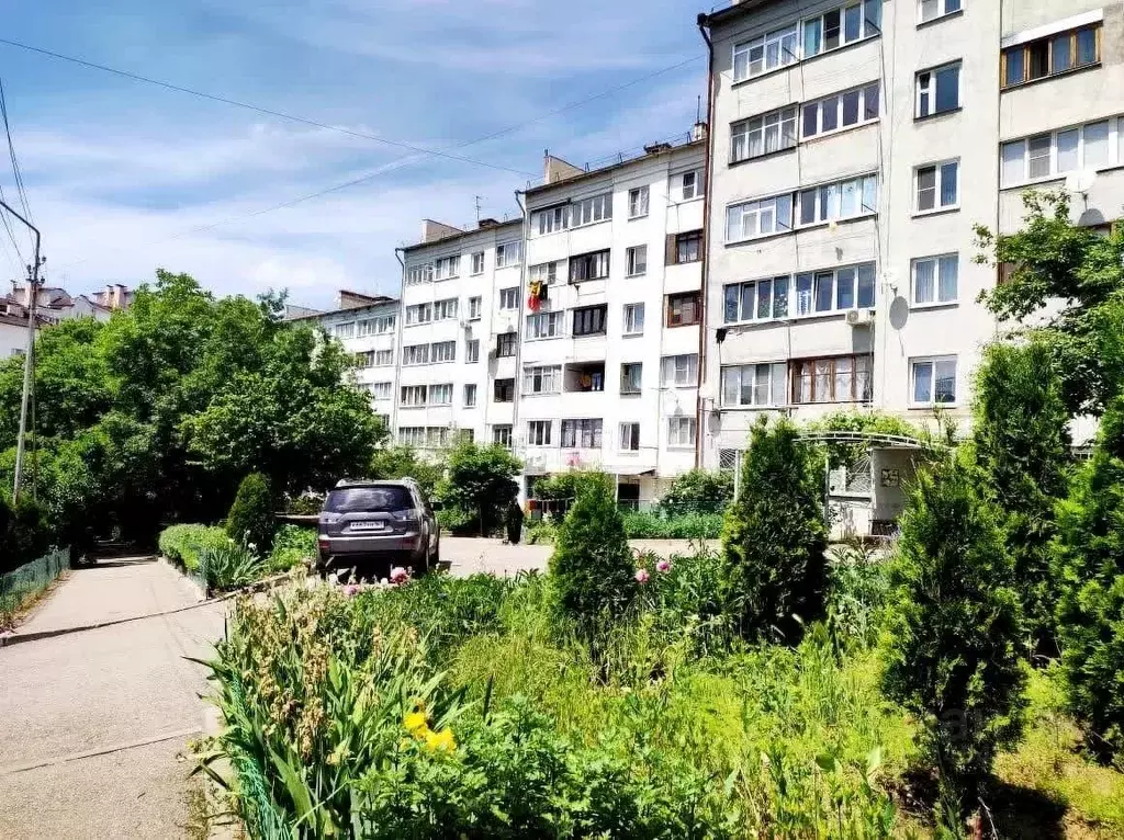 1-к кв. Ставропольский край, Кисловодск ул. Островского (34.9 м) - Фото 0