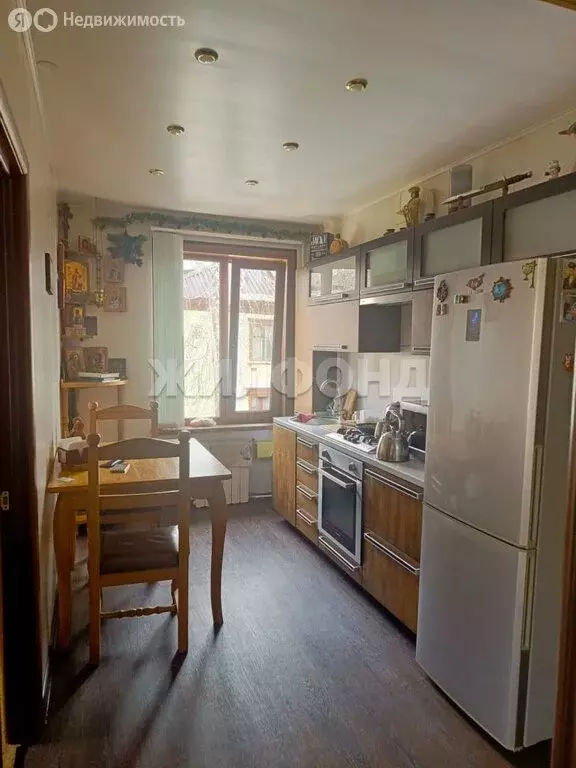 2-комнатная квартира: Тольятти, микрорайон Портовый, Набережная улица, ... - Фото 2