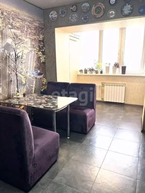 3-к кв. Самарская область, Тольятти ул. Полякова, 24 (83.0 м) - Фото 0