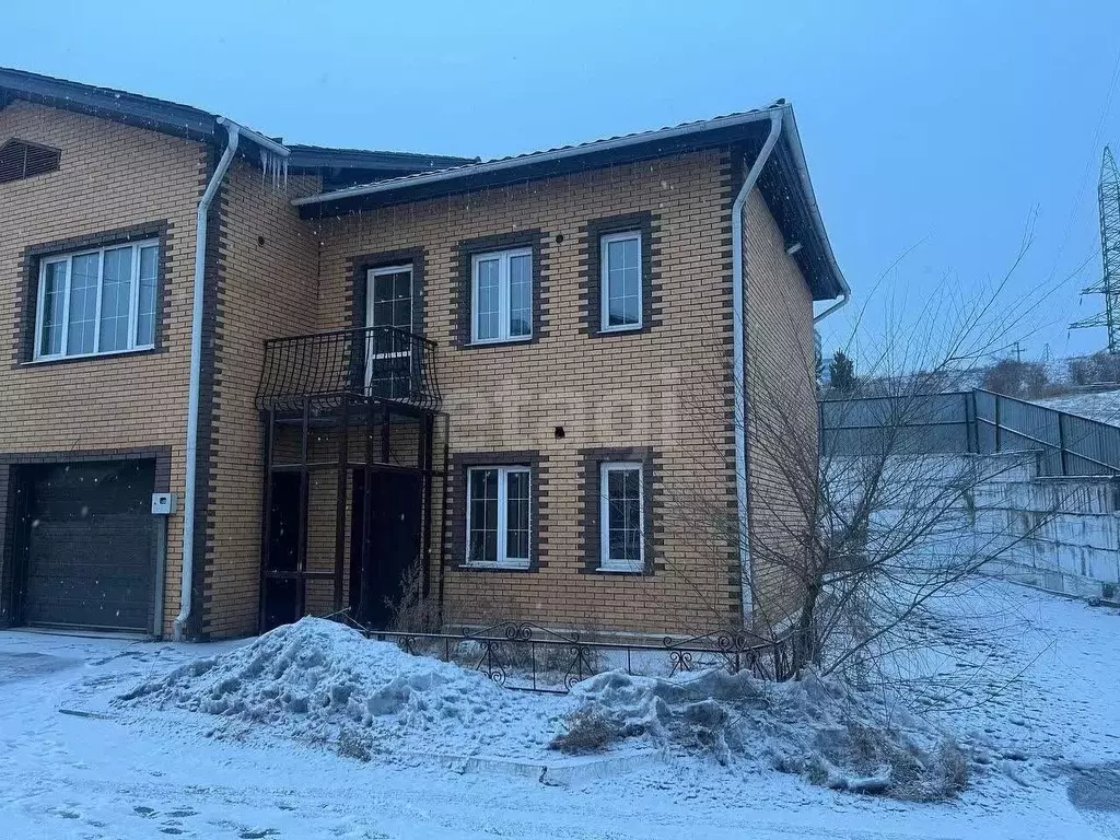 Таунхаус в Бурятия, Улан-Удэ Тепловик мкр, ул. Тепловая, 104А/9 (150 ... - Фото 2