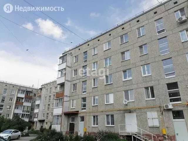 4-комнатная квартира: Ирбит, Первомайская улица, 47 (76.1 м) - Фото 0