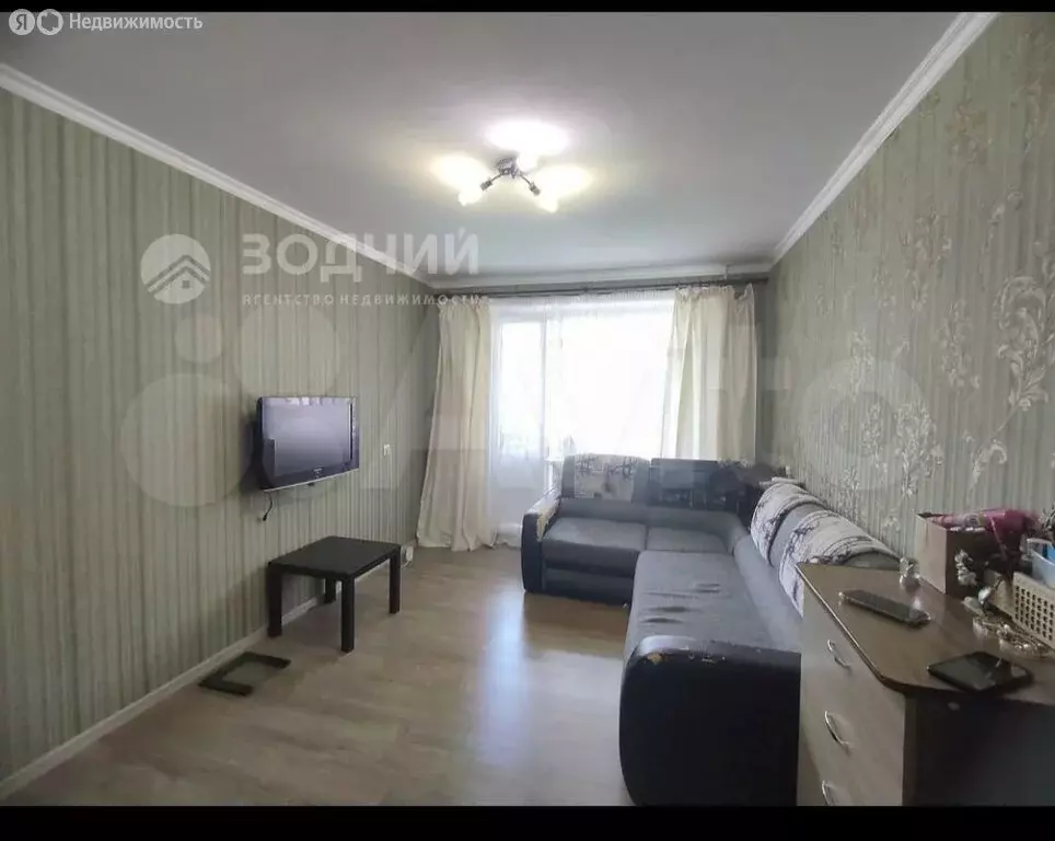 1-комнатная квартира: Чебоксары, улица Ахазова, 1 (35.2 м) - Фото 1