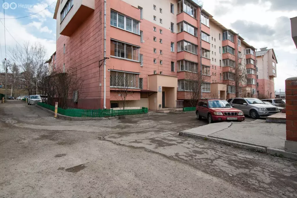 2-комнатная квартира: Иркутск, Угольный проезд, 68 (68.9 м) - Фото 0