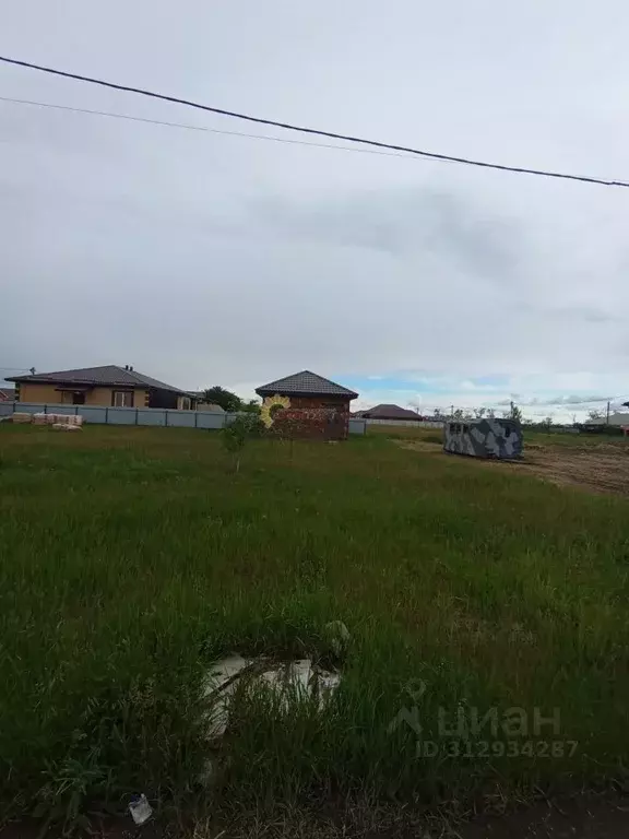 Участок в Краснодарский край, Ейское городское поселение, пос. ... - Фото 0