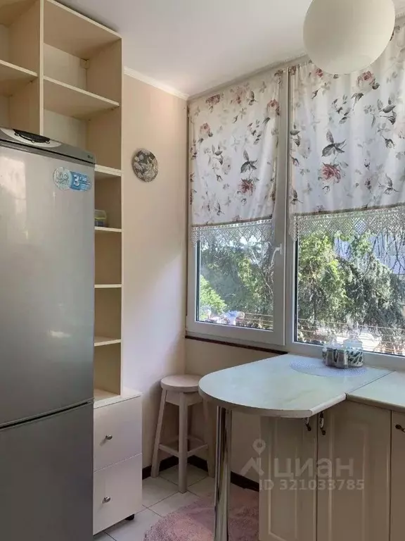 2-к кв. Крым, Ялта ул. Тренева, 3 (43.0 м) - Фото 1