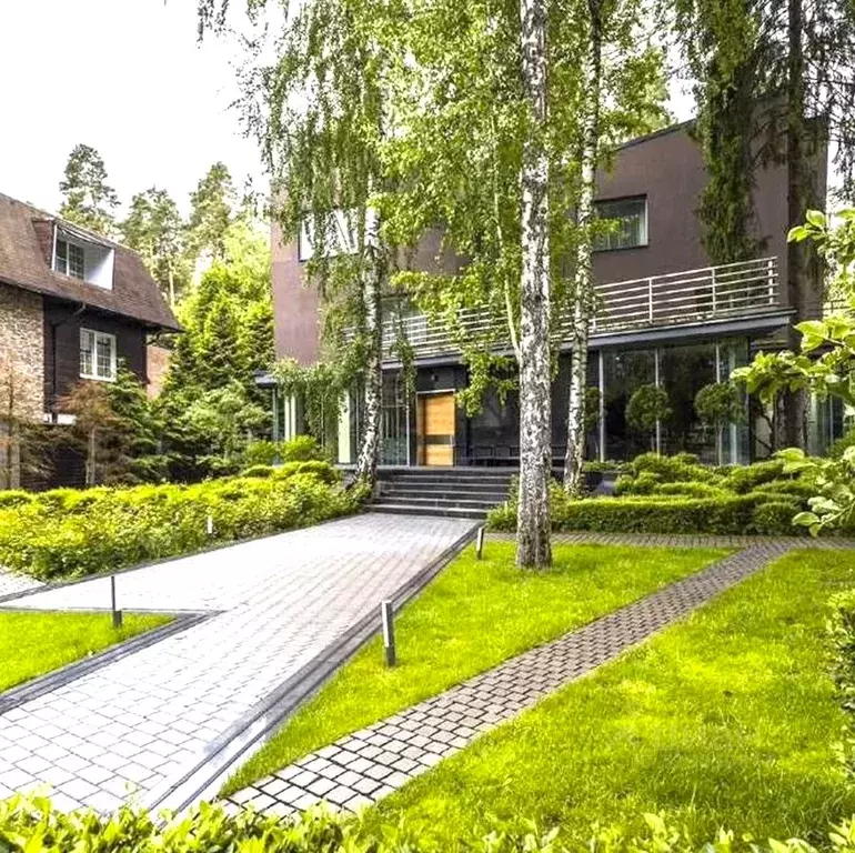 Дом в Московская область, Одинцовский городской округ, д. Жуковка, ... - Фото 1