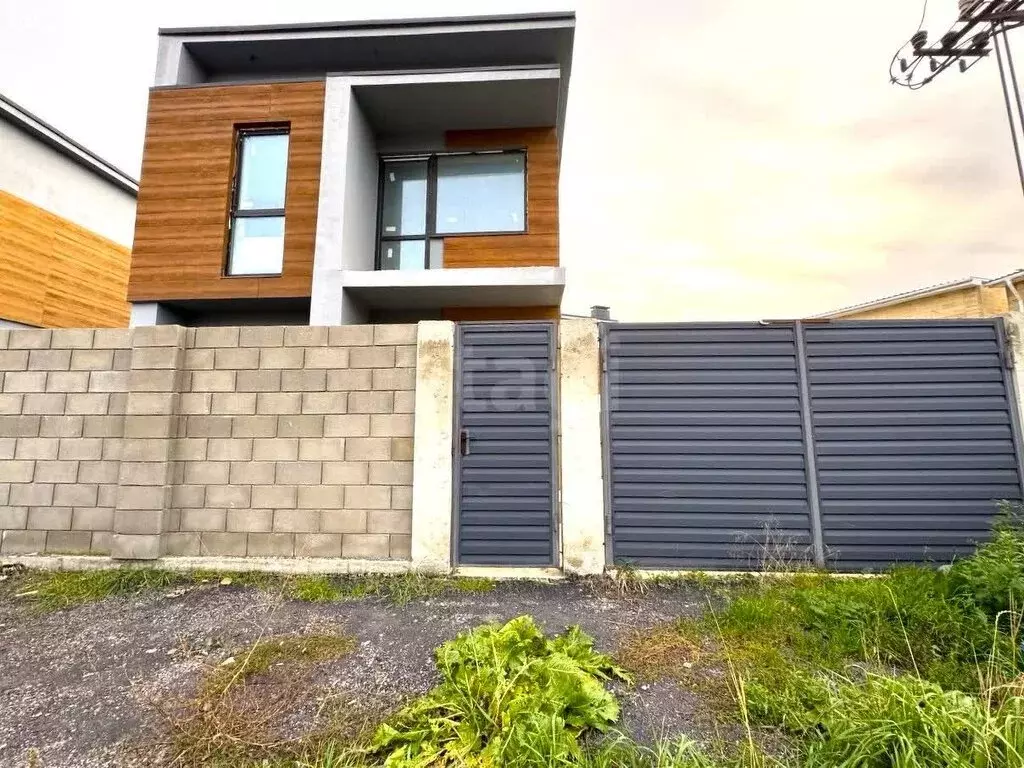 Дом в Мирное, Луговая улица (92 м) - Фото 2