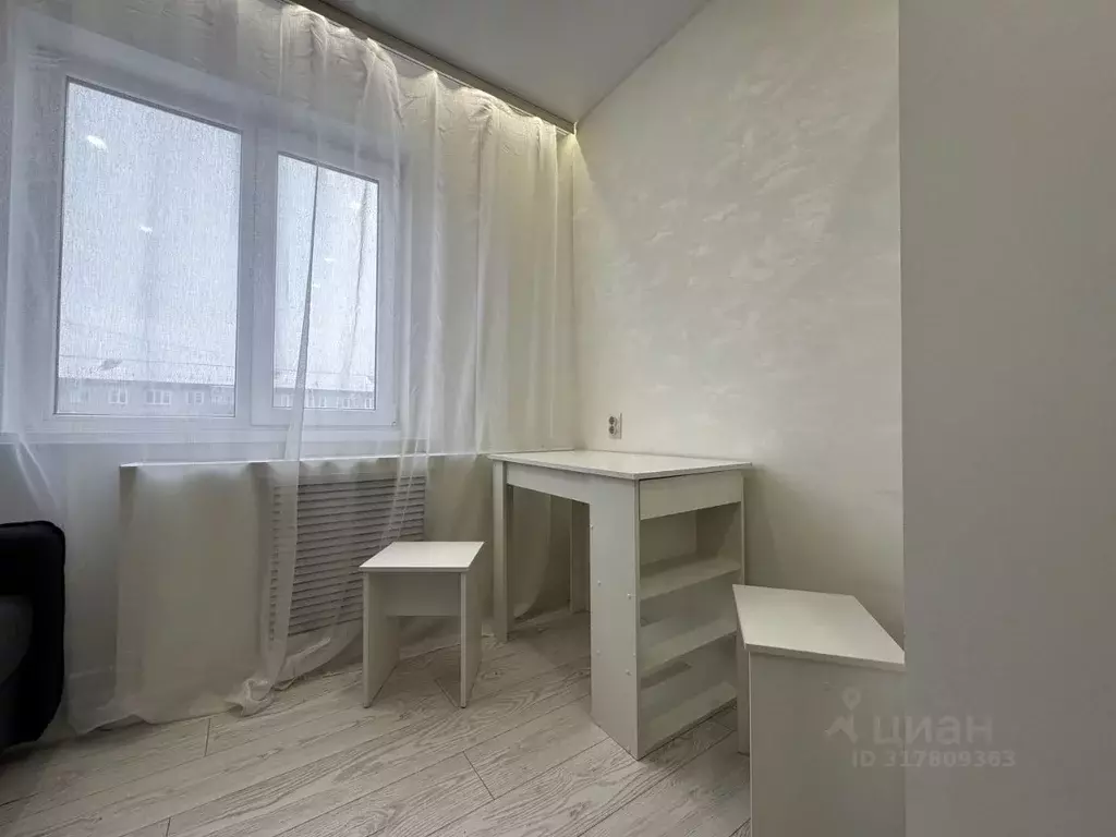 Студия Красноярский край, Красноярск ул. Железнодорожников, 9 (11.8 м) - Фото 1