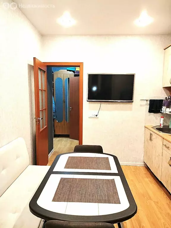 1-комнатная квартира: Сыктывкар, улица Орджоникидзе, 40 (36.4 м) - Фото 2