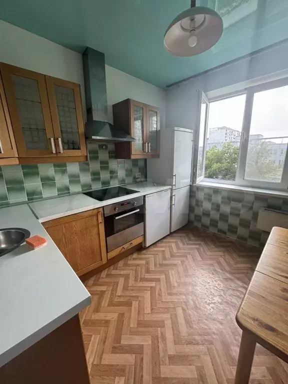 2-к. квартира, 52 м, 2/9 эт. - Фото 0