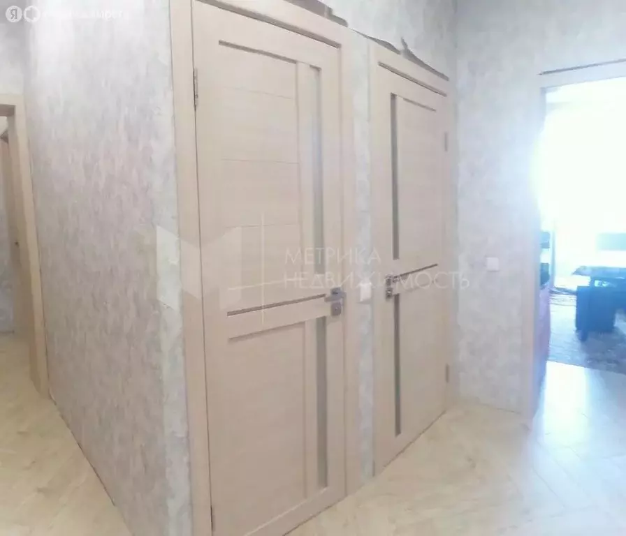 2-комнатная квартира: Тюмень, Широтная улица, 217 (64.4 м) - Фото 1