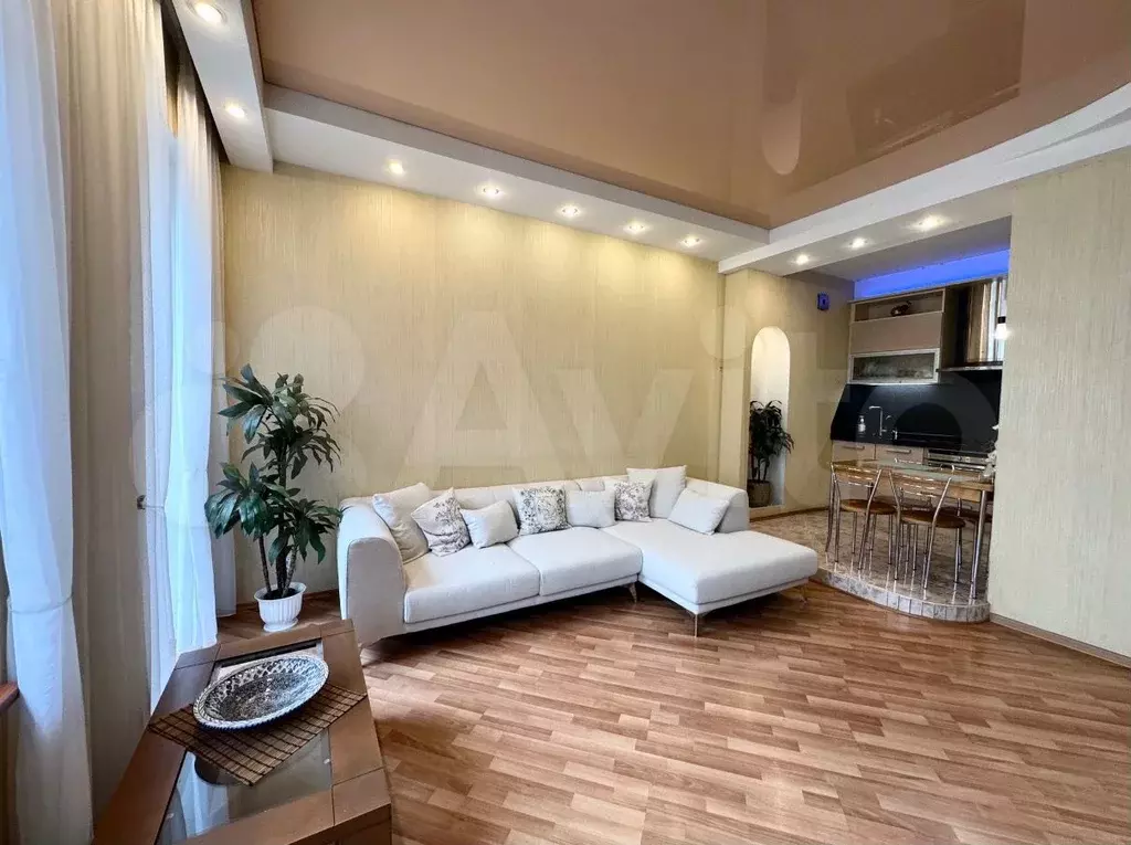 3-к. квартира, 63 м, 5/5 эт. - Фото 0