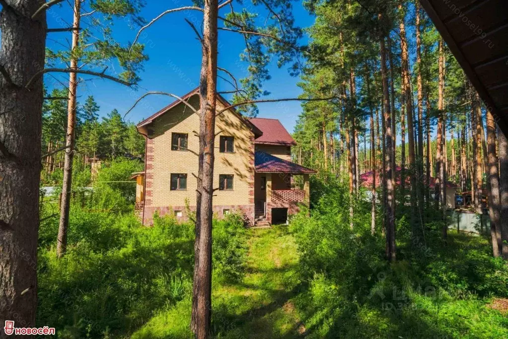 Коттедж в Свердловская область, Сысерть пер. Звездный, 5 (240 м) - Фото 1