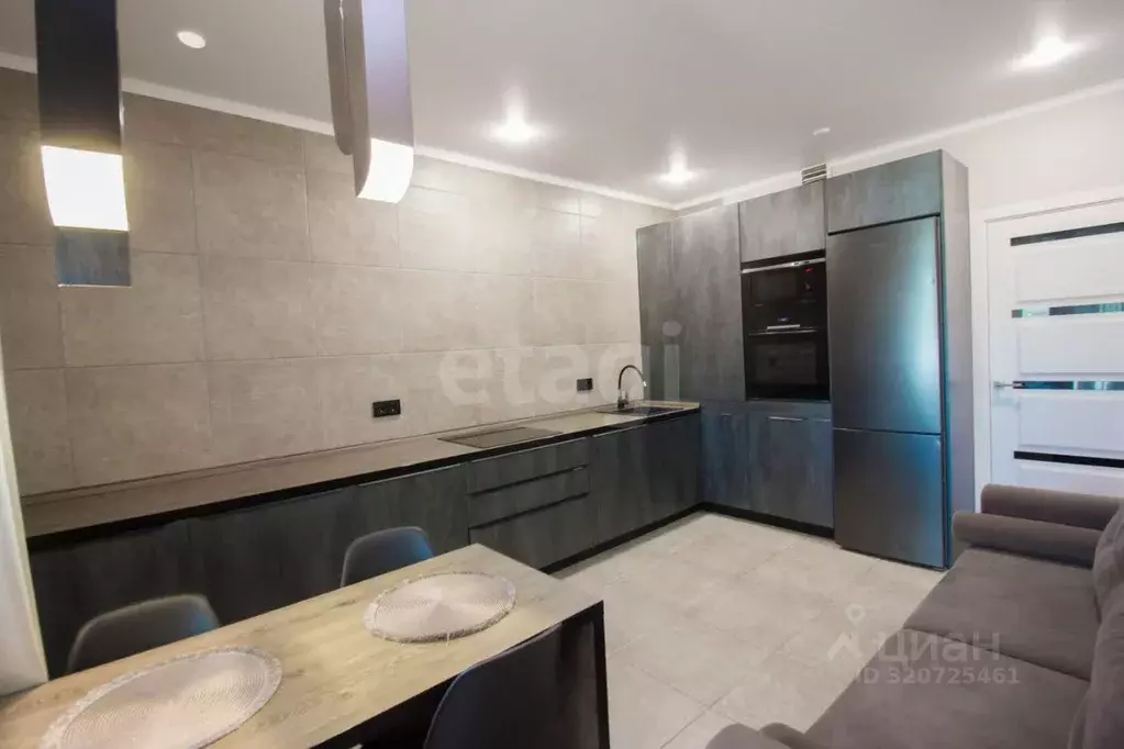 2-к кв. Калужская область, Калуга ул. Маршала Жукова, 23А (71.2 м) - Фото 2