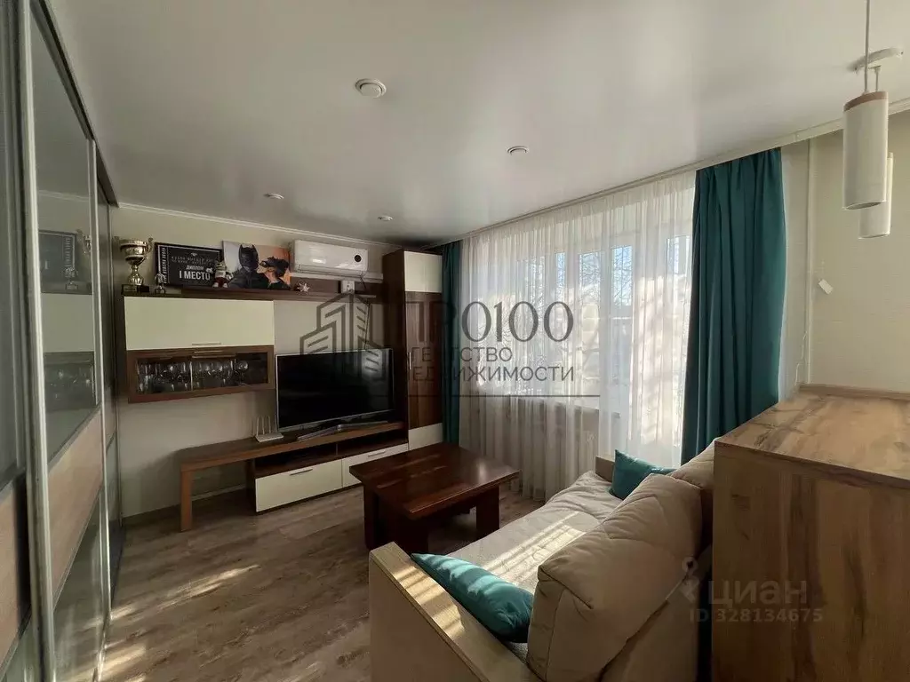 Студия Калужская область, Калуга ул. Дружбы, 12 (31.9 м) - Фото 2