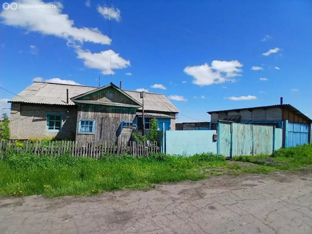 Дом в село Лагушино, Зелёная улица, 31 (90.9 м) - Фото 1