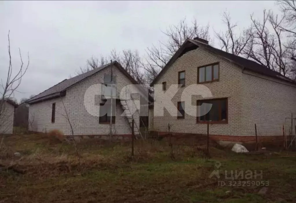 Дом в Краснодарский край, Кореновский район, пос. Новоберезанский ул. ... - Фото 2