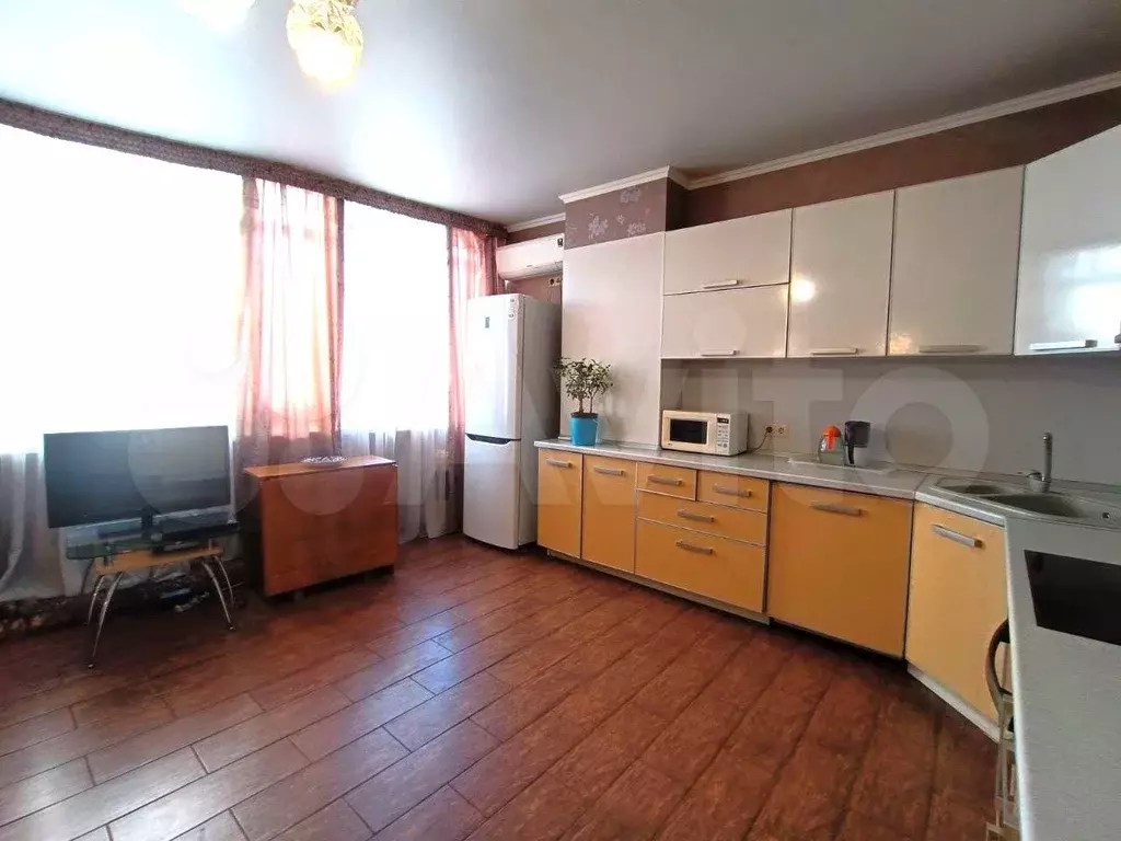 2-к. квартира, 60,5 м, 2/13 эт. - Фото 1