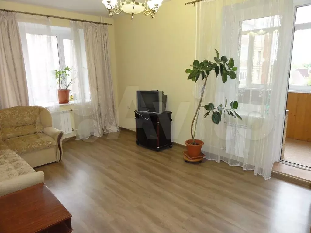 2-к. квартира, 68 м, 5/10 эт. - Фото 0