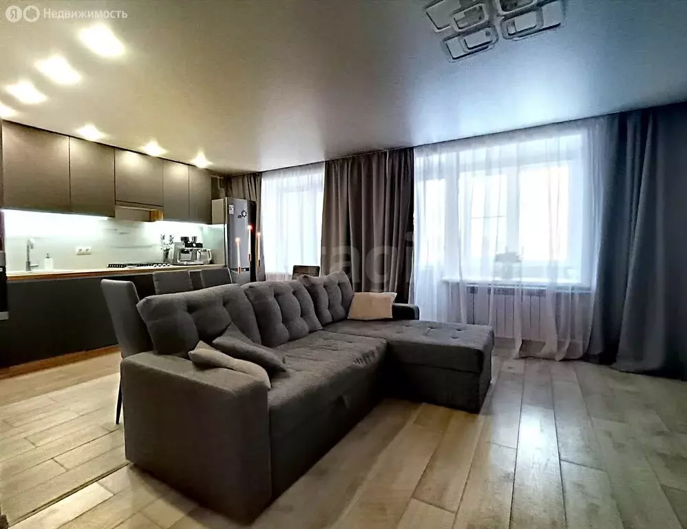 3-комнатная квартира: Белоозёрский, Юбилейная улица, 2 (60.3 м) - Фото 1