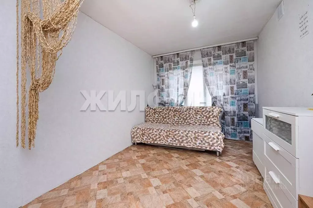 Комната Новосибирская область, Новосибирск ул. Королева, 14/1 (15.8 м) - Фото 0