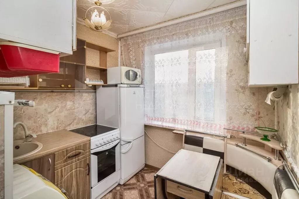 2-к кв. Тюменская область, Тюмень Таврическая ул., 10 (49.9 м) - Фото 1