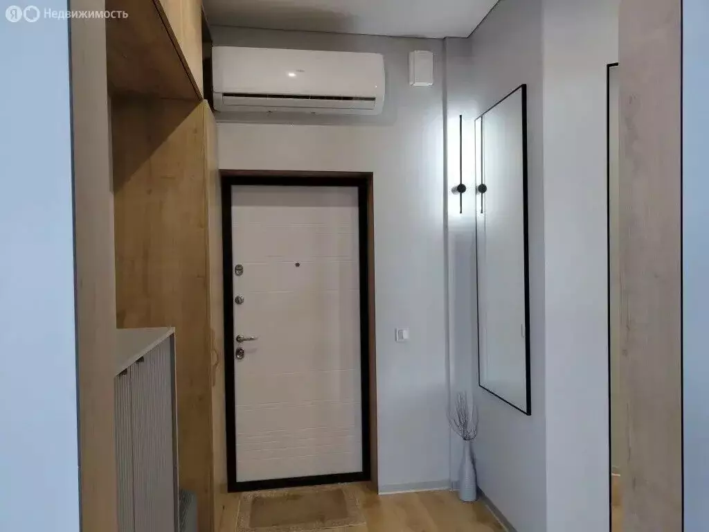 3-комнатная квартира: Калининград, Курортная улица, 87 (91 м) - Фото 2