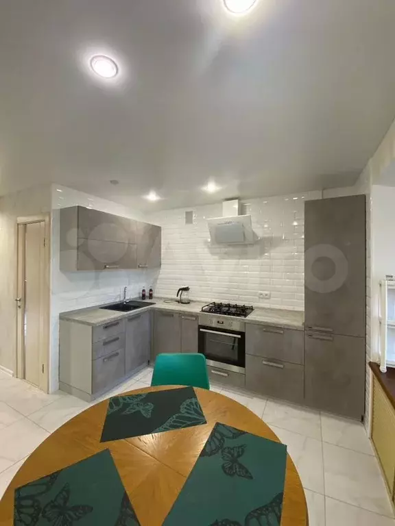 3-к. квартира, 70 м, 4/5 эт. - Фото 1