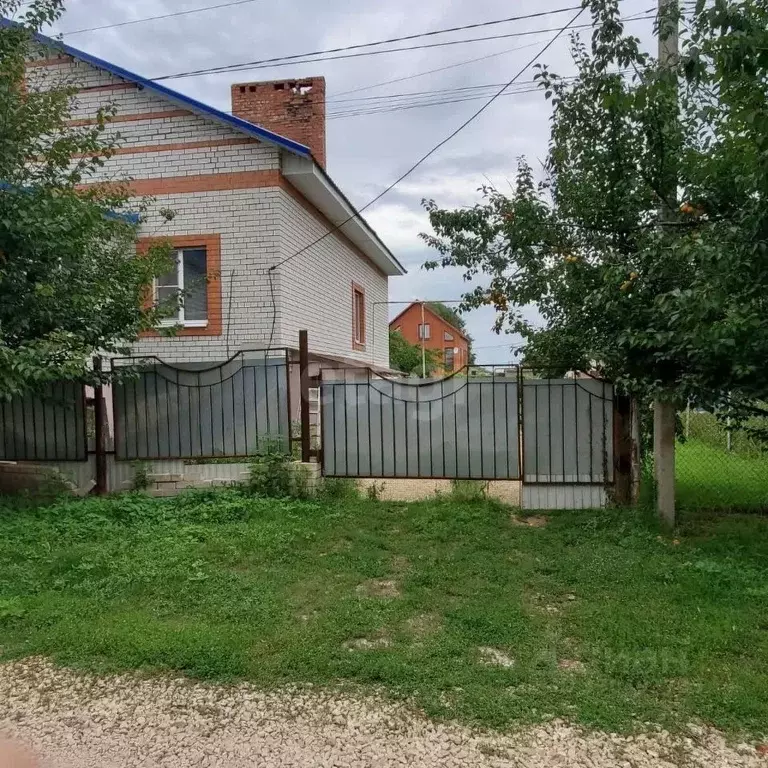Дом в Саратовская область, Энгельс ул. Солнечная, 9 (358 м) - Фото 1