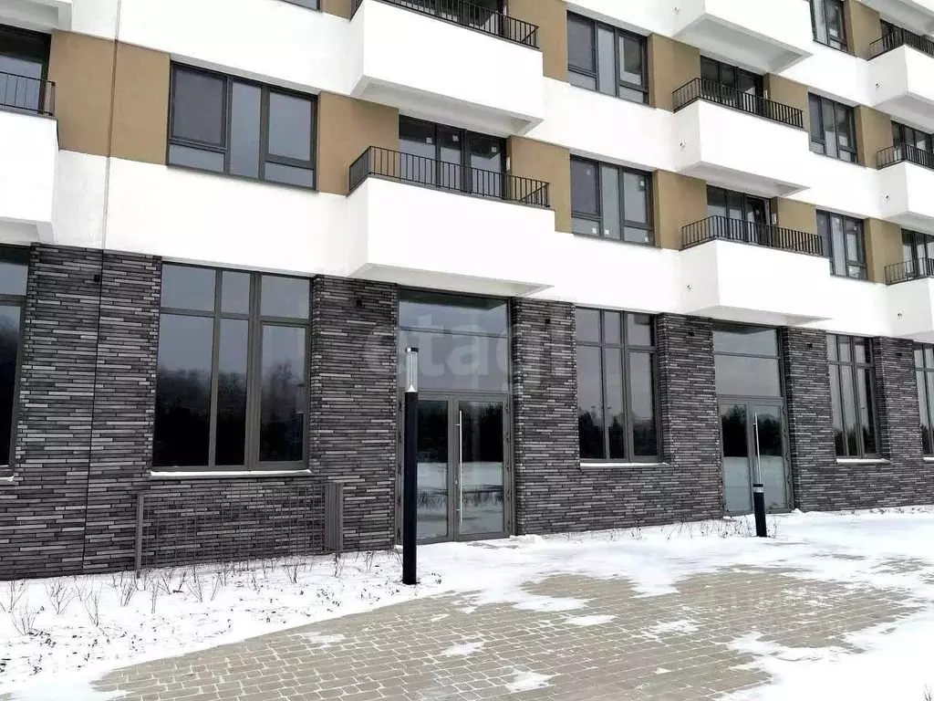 Помещение свободного назначения в Тюменская область, Тюмень ул. ... - Фото 1